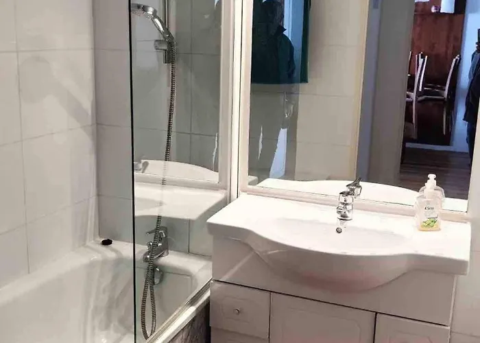 T2 Piscine, Terrasse, Parking Couvert Pic Du Midi * Bagnères-de-Bigorre