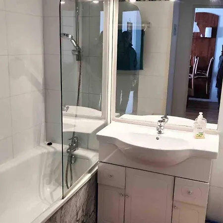 T2 Piscine, Terrasse, Parking Couvert Pic Du Midi * Bagnères-de-Bigorre